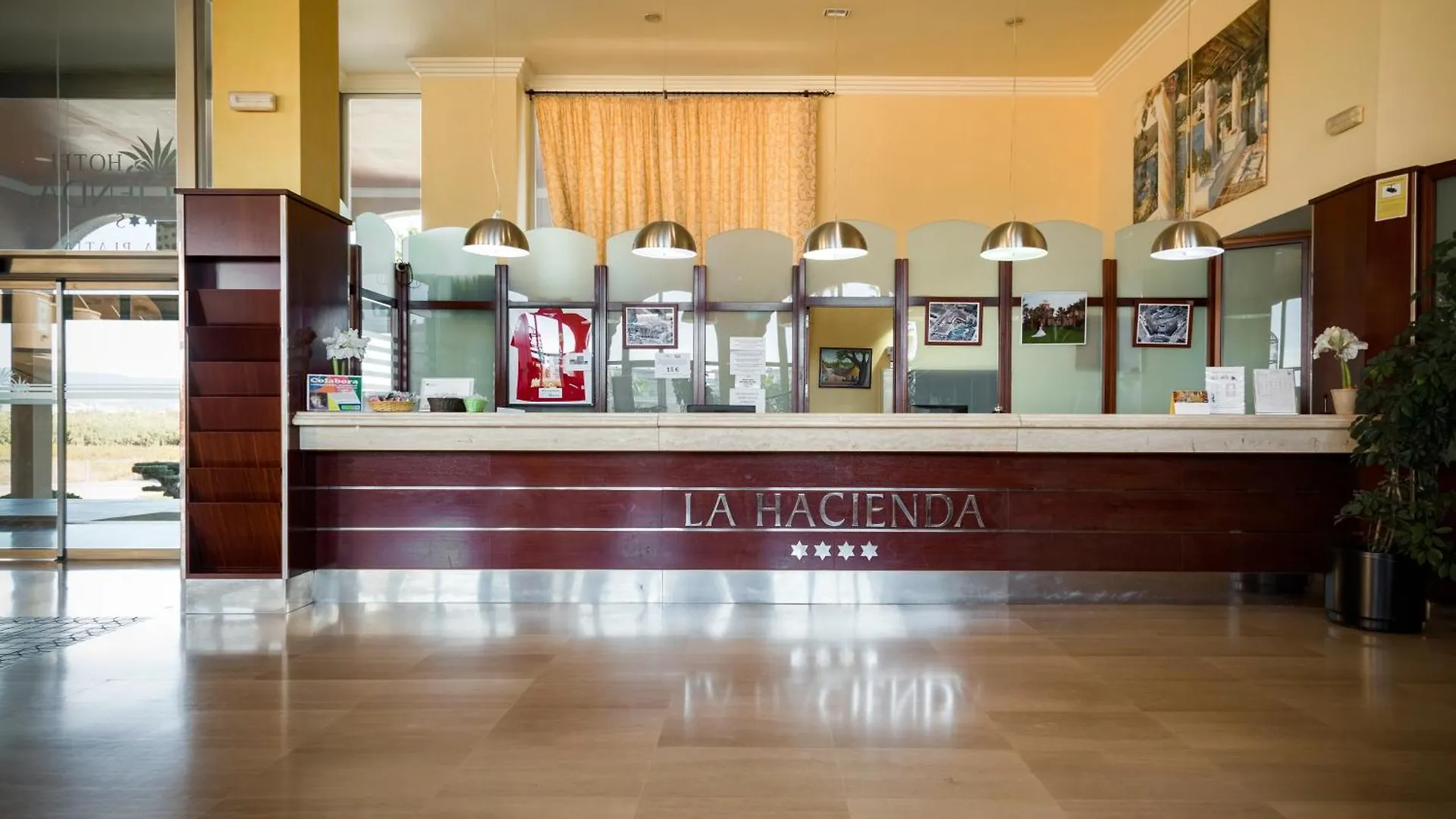 Ohtels La Hacienda Hotel La Pineda