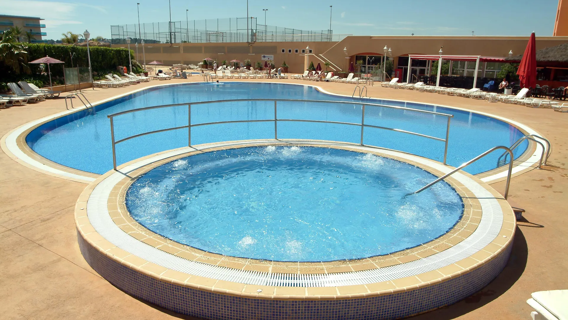 Ohtels La Hacienda Ξενοδοχείο La Pineda